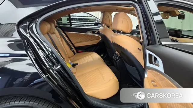 Genesis The New G70 Shooting Brake 2022 Черный из Кореи, фото 3