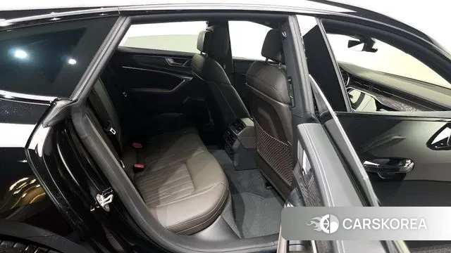 Audi A7 (4K) 2024 Черный из Кореи, фото 3