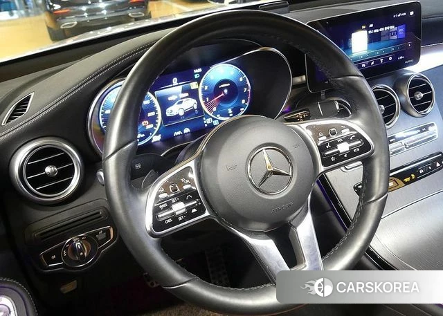 Mercedes-Benz GLC-Class X253 2023 Белый из Кореи, фото 3