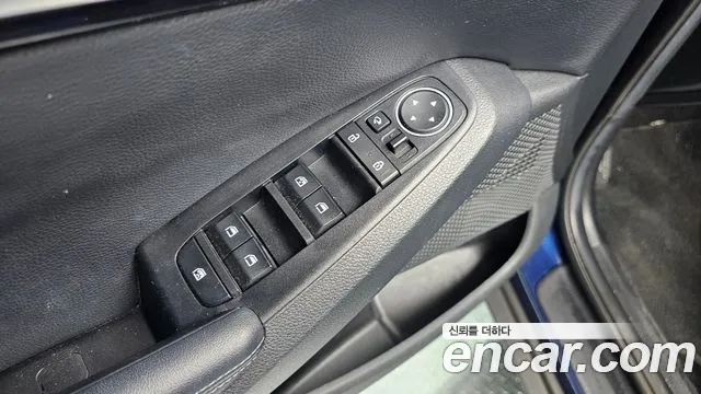 Kia Seltos 2020 Синий из Кореи, фото 3