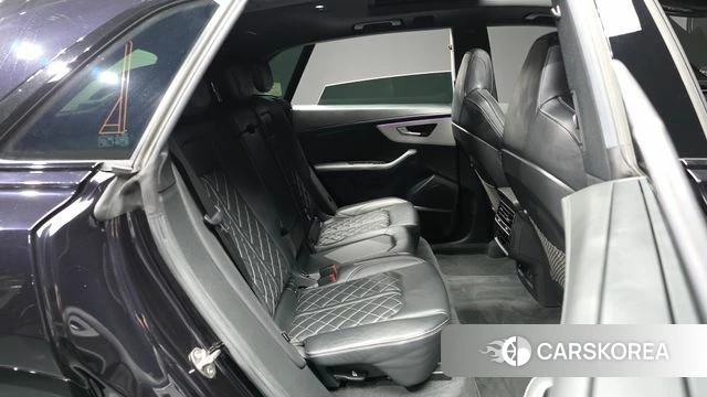 Audi Q8 (4M) 2021 Черный из Кореи, фото 3