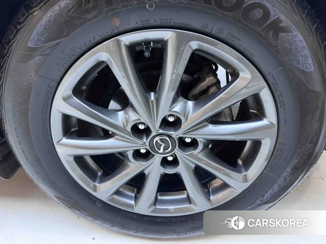 Mazda CX-4 2023 Белый из Китая, фото 3