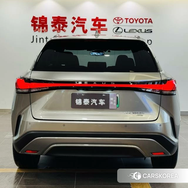 Lexus RX PHEV 2023 Серебристо-серый из Китая, фото 3