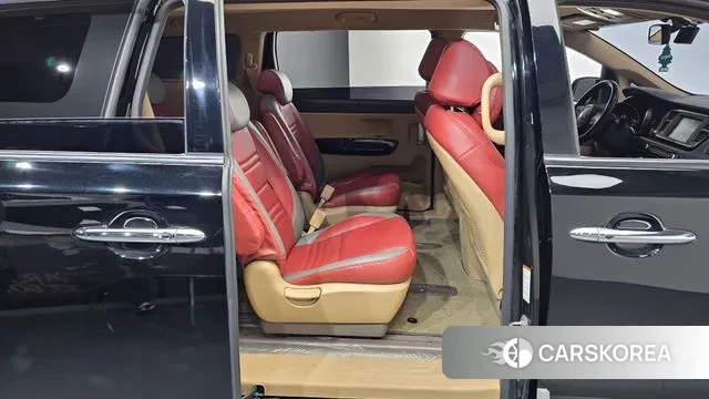 Kia The New Carnival 2018 Черный из Кореи, фото 3