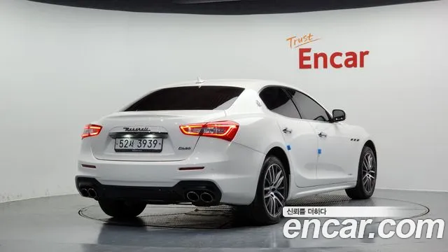 Maserati Ghibli id 2681110 из Кореи 3