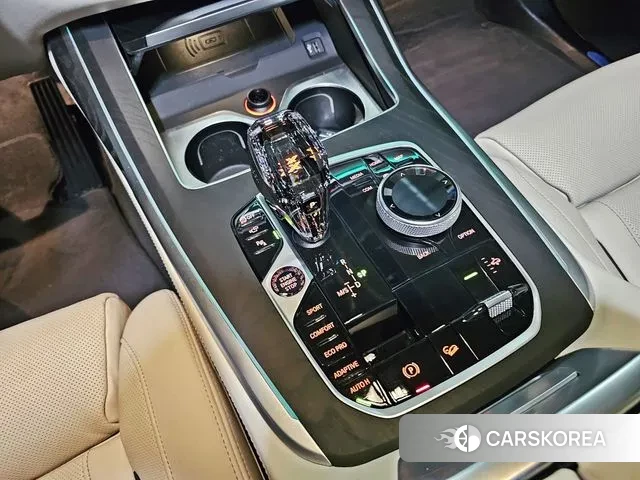 BMW X7 (G07) 2021 Белый из Кореи, фото 3