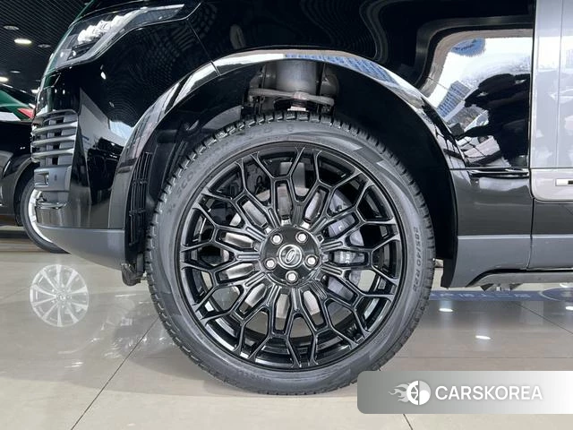 Land Rover Range Rover 2022 Черный из Китая, фото 3