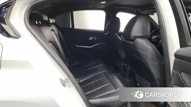 BMW 3 Series (G20) 2021 Белый из Кореи, фото 3