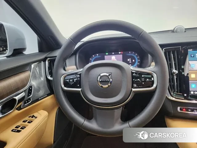 Volvo V90 Cross-Country id 2883732 из Кореи 3