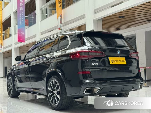BMW X5 2023 Черный из Китая, фото 3