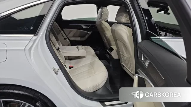 Audi A6 (C8) id 3223934 из Кореи 3