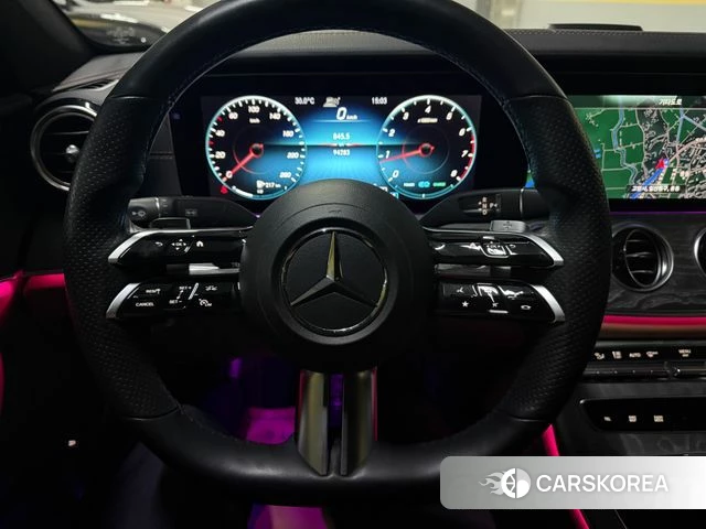 Mercedes-Benz E-Class W213 2021 Синий из Кореи, фото 3
