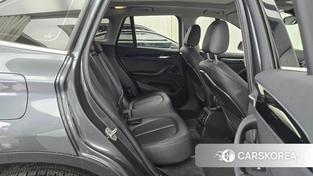 BMW X1 (F48) 2022 Серый из Кореи, фото 3