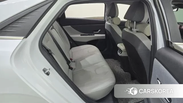 Hyundai Avante (CN7) 2022 Белый из Кореи, фото 3