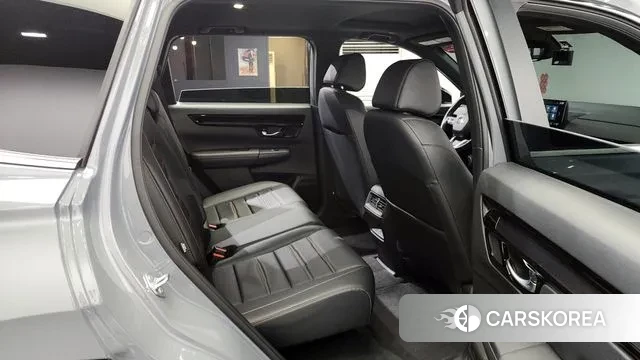 Honda CR-V 6th generation 2024 Серебристо-серый из Кореи, фото 3