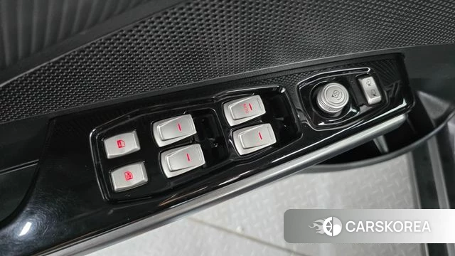 Ssangyong Tivoli Armor 2018 Серый из Кореи, фото 3