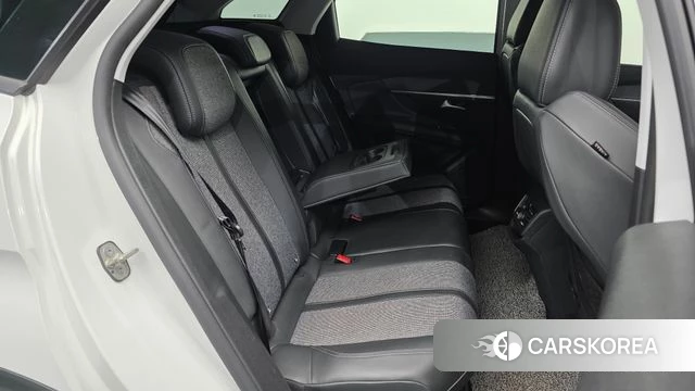 Peugeot 3008 second generation 2019 Белый из Кореи, фото 3