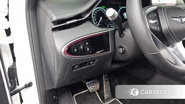 Genesis GV70 2023 Белый из Кореи, фото 3