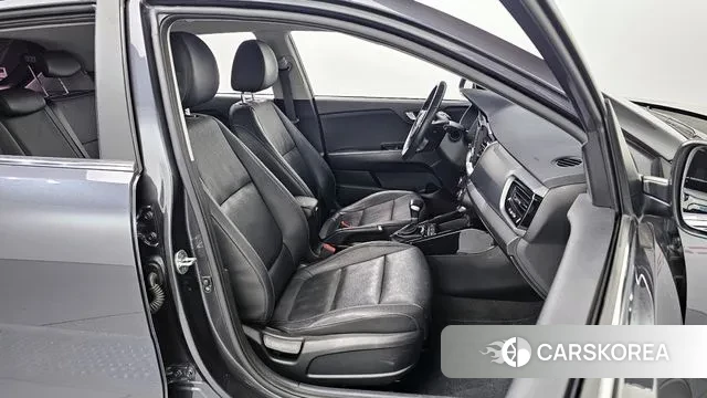 Kia Stonic 2020 Серый из Кореи, фото 3