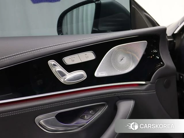 Mercedes-Benz AMG GT 2024 Серебристо-серый из Китая, фото 3