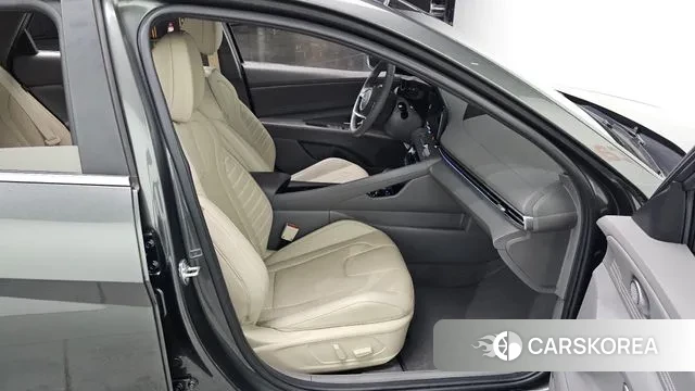 Hyundai The New Avante (CN7) 2023 Серый из Кореи, фото 3