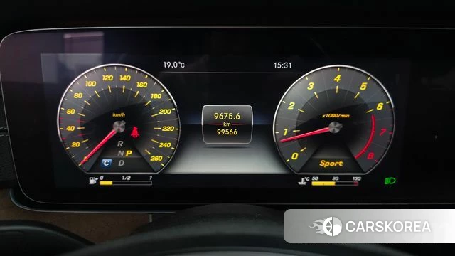 Mercedes-Benz E-Class W213 2018 Белый из Кореи, фото 3