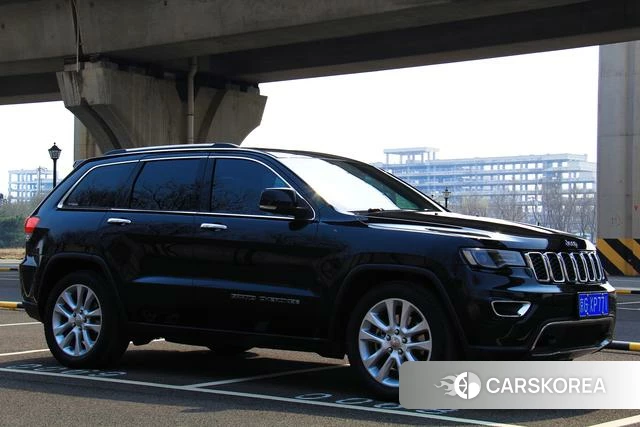 Jeep Grand Cherokee (imported) 2019 Черный из Китая, фото 3