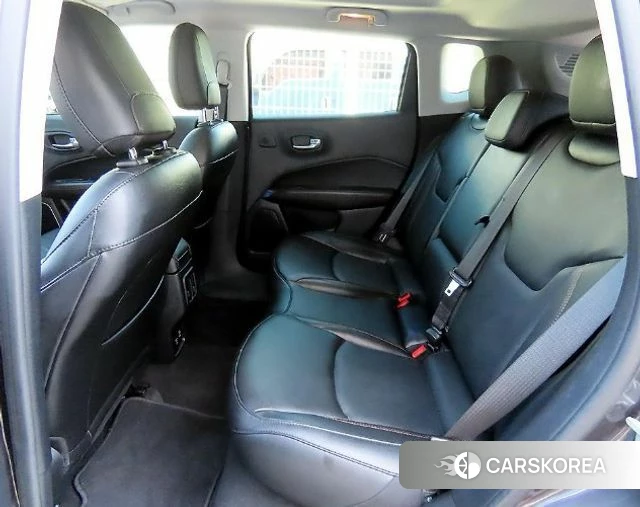 Jeep Compass 2nd Generation 2021 Серый из Кореи, фото 3