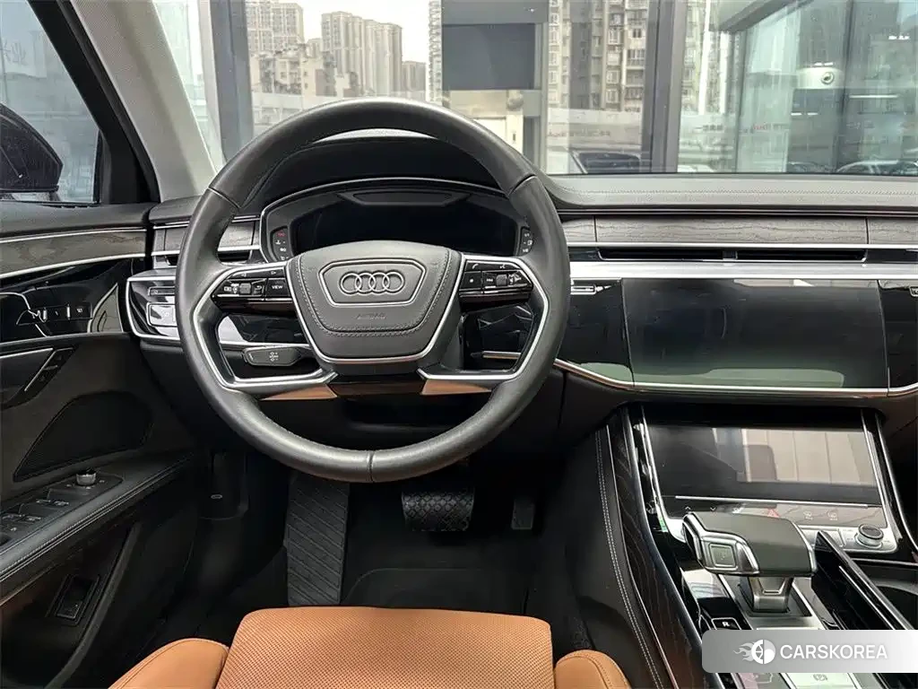 Audi A8 2023 Черный из Китая, фото 3