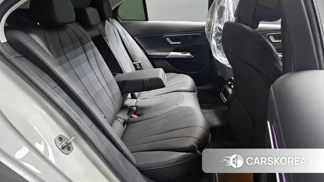 Mercedes-Benz E-Class W214 2025 Белый из Кореи, фото 3