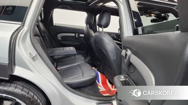 Mini Cooper S Clubman 2022 Серебряный из Кореи, фото 3