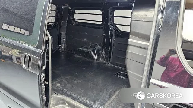 Hyundai The New Grand Starex 2018 Черный из Кореи, фото 3