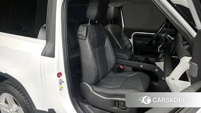 Land Rover Defender (L663) 2021 Белый из Кореи, фото 3