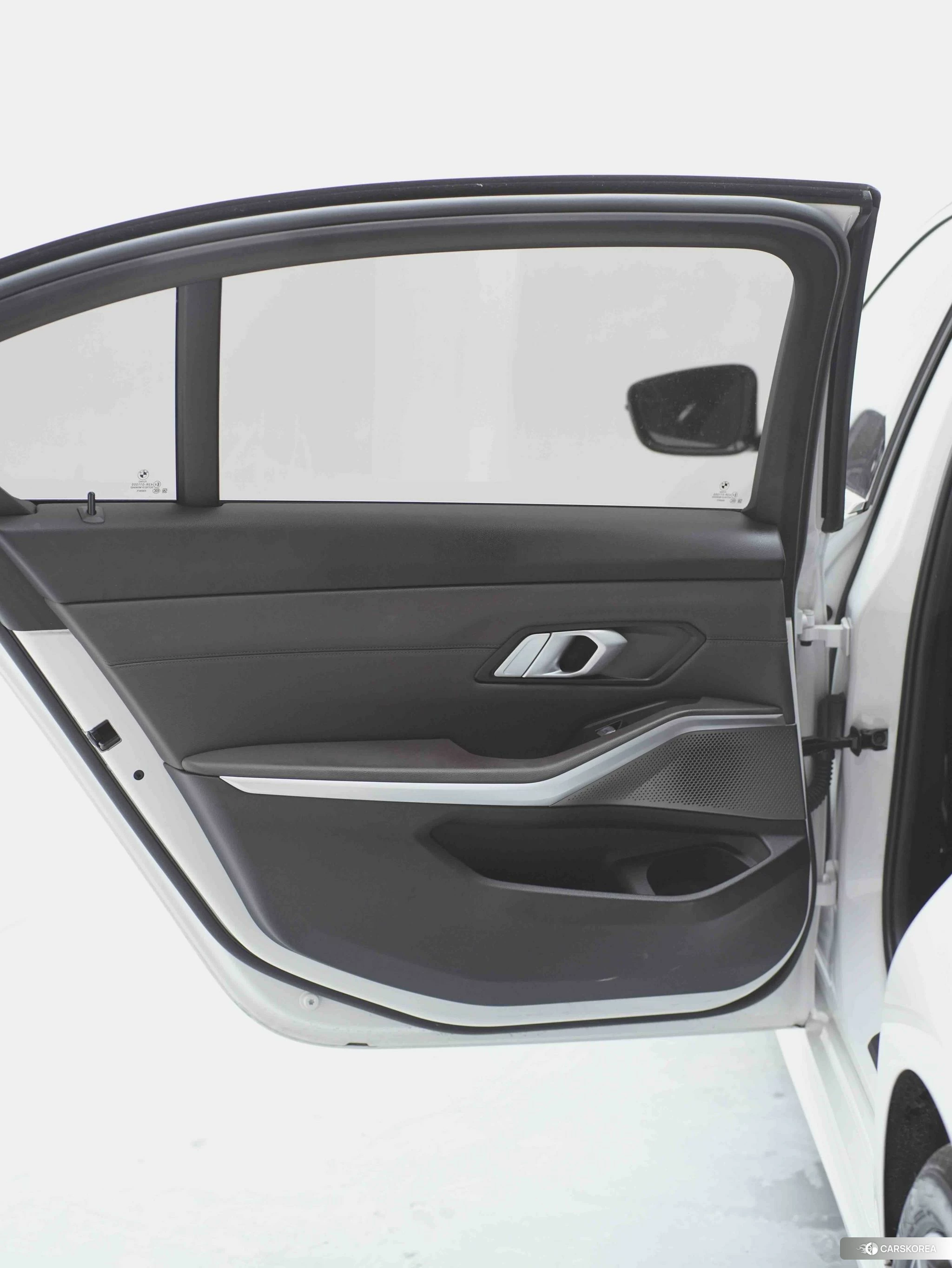 BMW 3 series 2022 Белый из Китая, фото 3