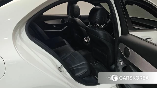Mercedes-Benz C-Class W205 2020 Белый из Кореи, фото 3