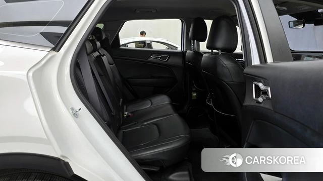 Kia Sportage 5th Generation 2021 Белый из Кореи, фото 3