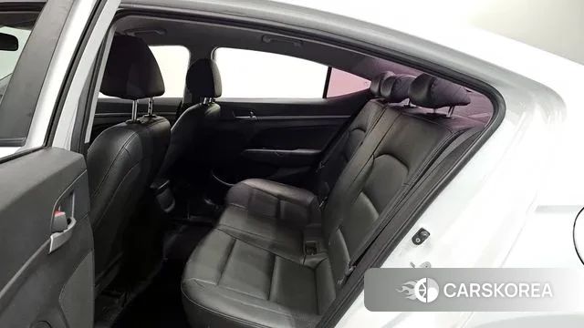 Hyundai Avante AD 2018 Белый из Кореи, фото 3