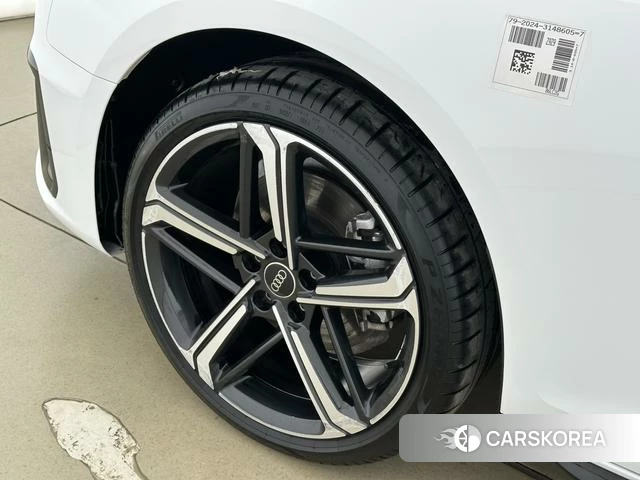 Audi A4L 2025 Белый из Китая, фото 3