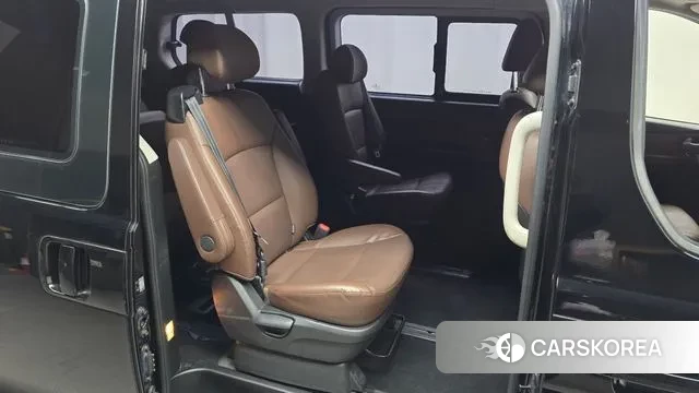 Hyundai The New Grand Starex 2018 Черный из Кореи, фото 3