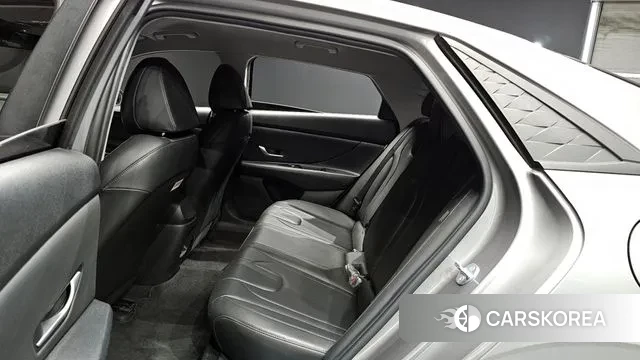 Hyundai The New Avante (CN7) 2023 Серый из Кореи, фото 3