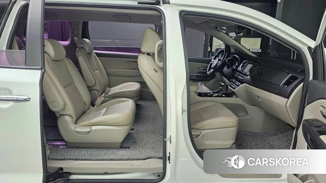 Kia The New Carnival 2018 Белый из Кореи, фото 3