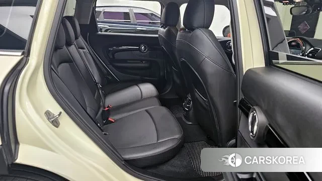 Mini Cooper Clubman 2019 Жемчужный цвет из Кореи, фото 3