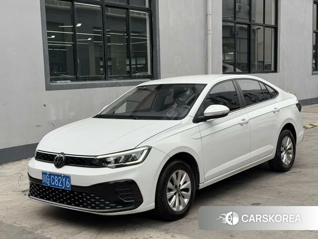 Volkswagen Lavida 2024 Белый из Китая, фото 3