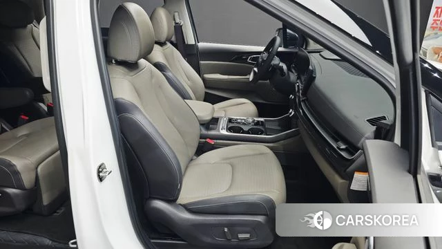 Kia The New Carnival 4th Generation 2025 Белый из Кореи, фото 3