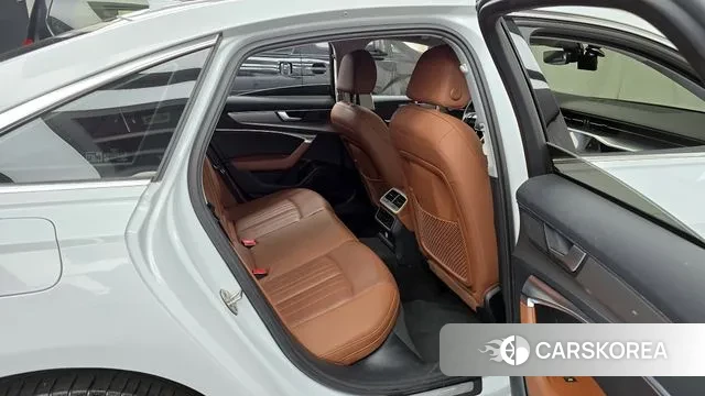 Audi A6 (C8) 2020 Белый из Кореи, фото 3