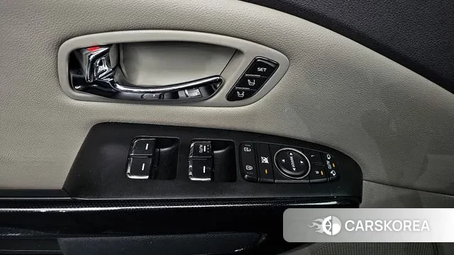 Kia The New Carnival 2018 Белый из Кореи, фото 3