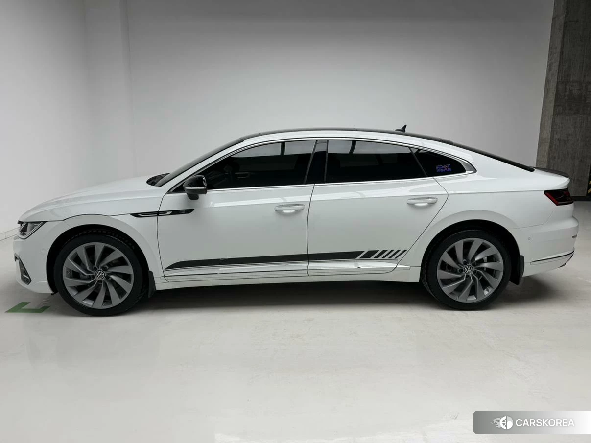 Volkswagen CC 2022 Белый из Китая, фото 3