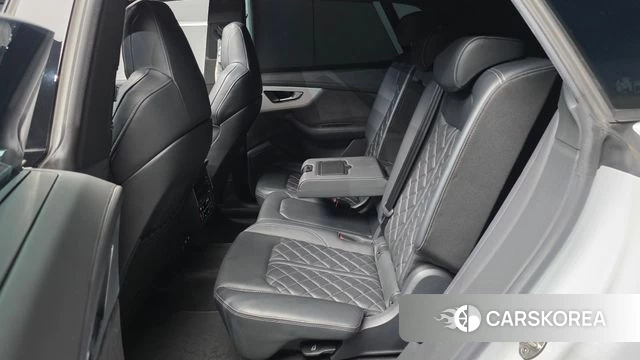 Audi Q8 (4M) id 4881348 из Кореи 3