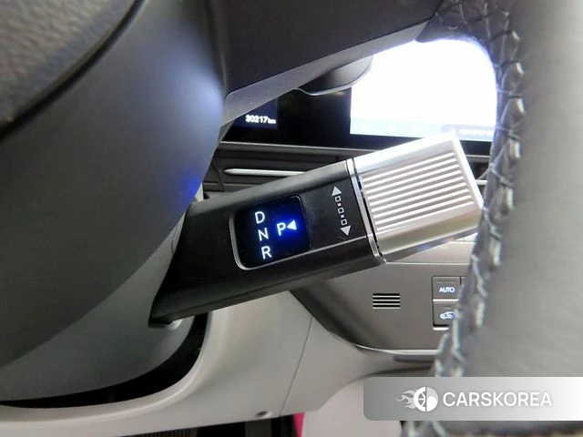 Hyundai Kona (SX2) 2024 Серебристо-серый из Кореи, фото 3