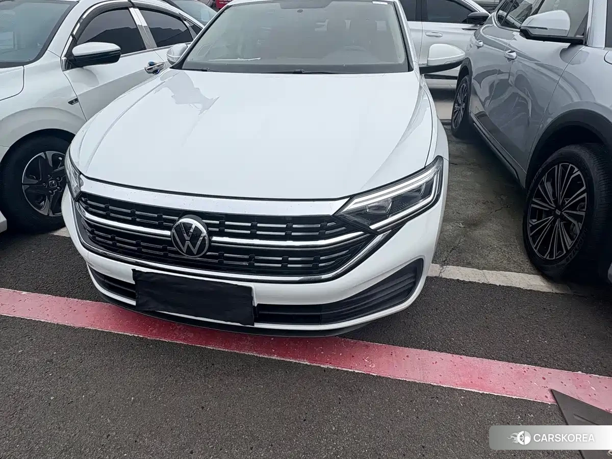 Volkswagen Sagitar 2024 Белый из Китая, фото 3
